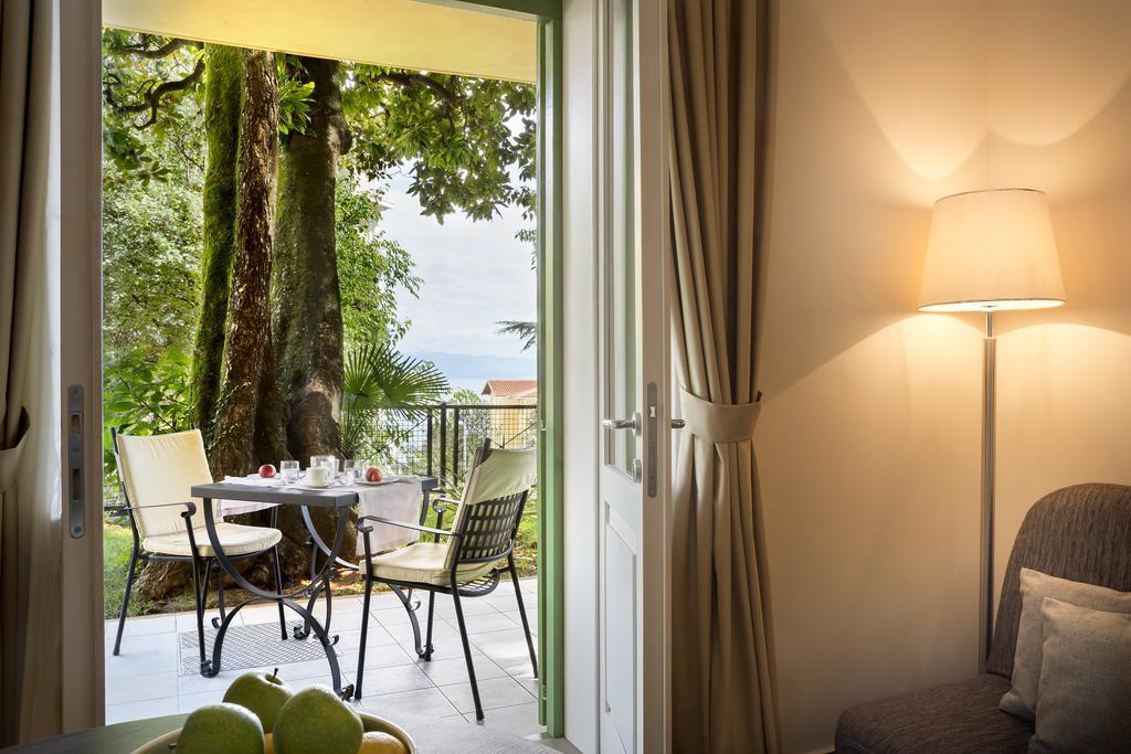 Remisens Villa Elsa Lovran Exterior foto
