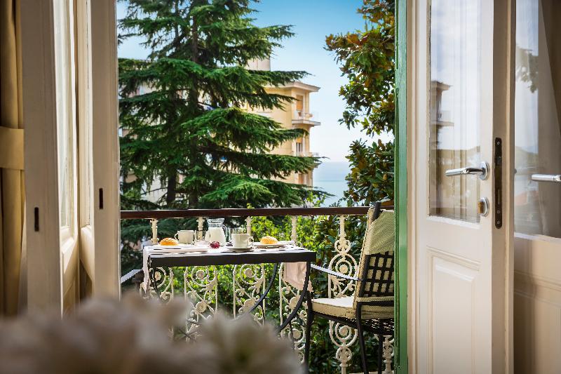 Remisens Villa Elsa Lovran Exterior foto